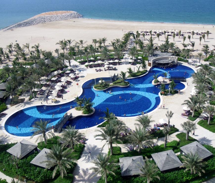 swimming-pool-design-dubai